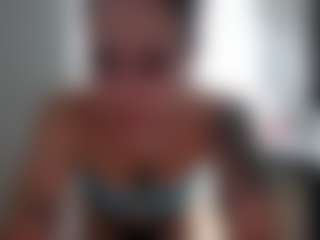 Queen Lola XXX's Live Sex Cam Show