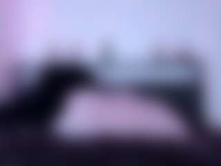 Queen Lola XXX's Live Sex Cam Show