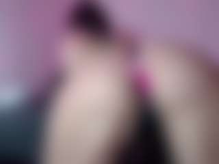 Live cam show with Queen Lola XXX - Athletic Brown Eyes on Camsoda Late Night