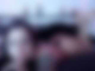 Live cam show with Queen Lola XXX - Petite on CamwithHer