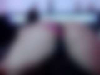 Queen Lola XXX's Live Sex Cam Show