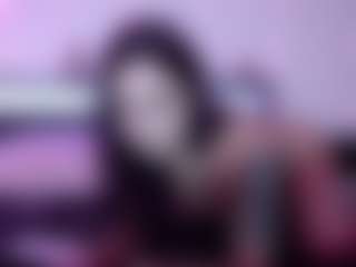 Live cam show with Queen Lola XXX - Gamer Athletic on livesuperchat.net
