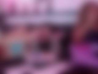 Queen Lola XXX's Live Sex Cam Show