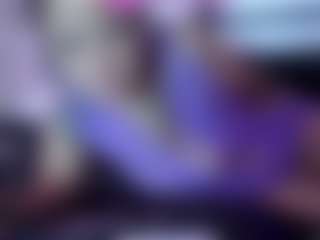 Live cam show with Queen Lola XXX - Spank on SquirtSoMuch