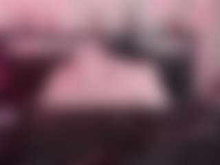 Queen Lola XXX's Live Sex Cam Show