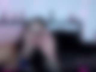 Queen Lola XXX's Live Sex Cam Show