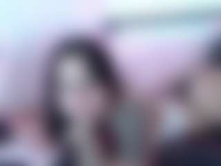 Live-camshow met Queen Lola XXX - Handjob op Camsoda