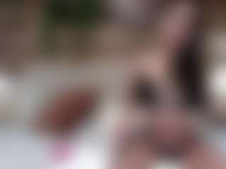 Queen Lola XXX's Live Sex Cam Show