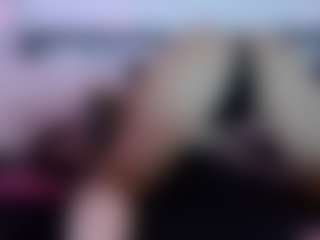 Queen Lola XXX's Live Sex Cam Show