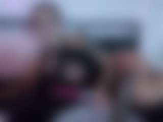 Queen Lola XXX's Live Sex Cam Show