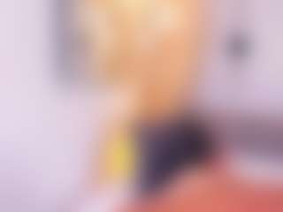 Live cam show with LauraCarther - Facial on chickslive.net