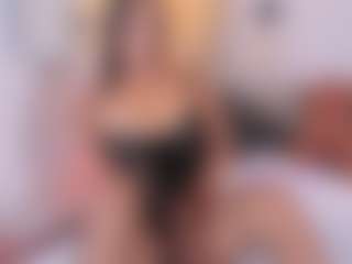 Live cam show with LauraCarther - Petite Teen (18+) on nudelive.tv