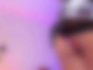 Live cam show with LauraCarther - Big Tits Small Tits on Mixed Magazine Live