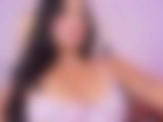 Live cam show with LauraCarther - White on Camsoda | colombia