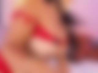 Live cam show with LauraCarther - Petite Teen (18+) on Camsoda