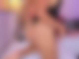 Live cam show with LauraCarther - Teen (18+) on Camsoda Late Night
