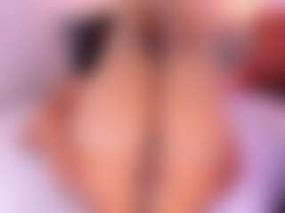 Live cam show with LauraCarther - Spank BBW on CamwithHer