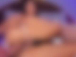 Live cam show with LauraCarther - Fetish Big Tits on Camsoda