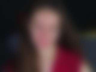 Live cam show with Agnes - Brown Hair on SquirtSoMuch