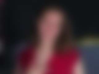 Live cam show with Agnes - Brown Hair on Dare Cams