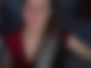 Live cam show with Agnes - Shaved Pussy on Dare Cams