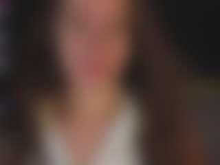 Live cam show with Agnes - Brown Hair on pussylord.com