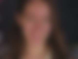 Live cam show with Agnes - College on xDating