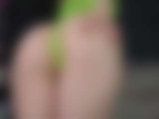 Agnes's Live Sex Cam Show