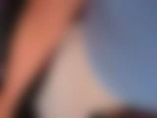 Agnes's Live Sex Cam Show