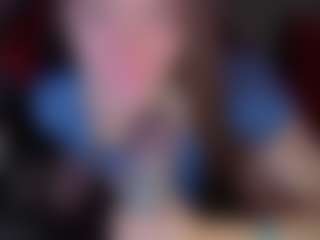 Live cam show with Agnes - Spank Brown Hair on PervPlay.com