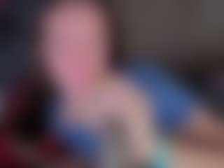 Live cam show with Agnes - Tattoos Brown Hair on Pornisteam.com