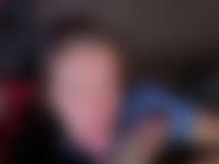 Live cam show with Agnes - Spank Brown Hair on crypto-cams