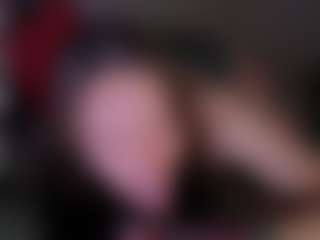Live cam show with Agnes - Spank Brown Hair on luckytryst.com