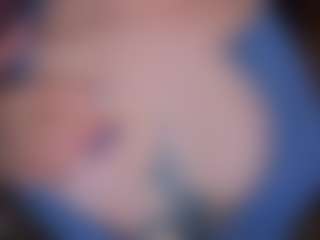 Live cam show with Agnes - College Brown Hair on CamwithHer
