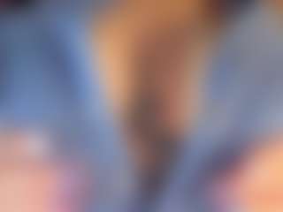 Live cam show with Agnes - Wet on TastyBlacksLive