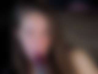 Live cam show with Agnes - Small Tits Brown Hair on UwU Esports