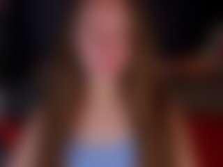 Live cam show with Agnes - Curvy Small Tits on sexylive.show