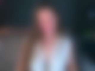 Agnes's Live Sex Cam Show