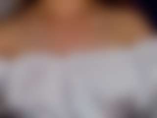 Live cam show with Agnes - Athletic BBW on StripNow
