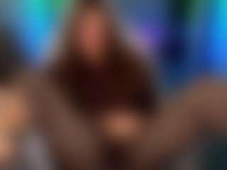 Live cam show with Agnes - Lush Brown Hair on Dolls Live