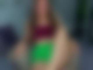 Live cam show with Agnes - Brown Hair Teen (18+) on Dare Cams