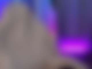 Live cam show with Agnes - Small Tits Brown Hair on Instabang