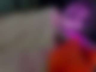 Live cam show with Agnes - Oil on infinitiblacc.com