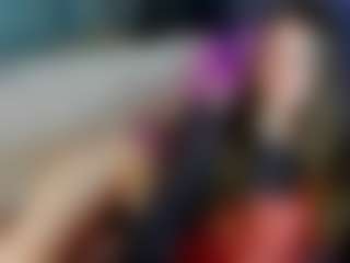 Live cam show with Agnes - Glasses on madthumbs