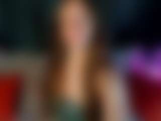 Live cam show with Agnes - Curvy Young Adult on Livezox
