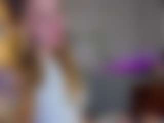 Live cam show with Casey - Twerk on AdultVida.com