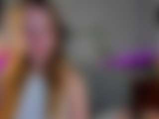 Live cam show with Casey - Cute on AdultVida.com