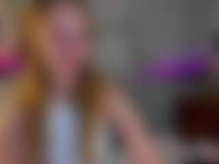 Live cam show with Casey - Teen (18+) on camtv