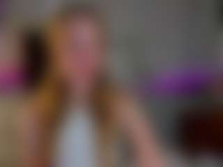 Live cam show with Casey - Blonde Hair on Latina Girls