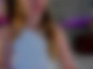 Live cam show with Casey - Blonde Hair on Camming Site